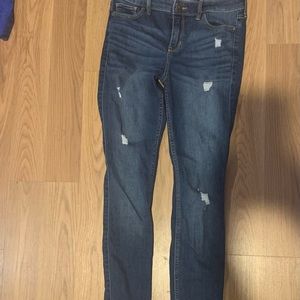 Medium wash skinny Hollister jeans